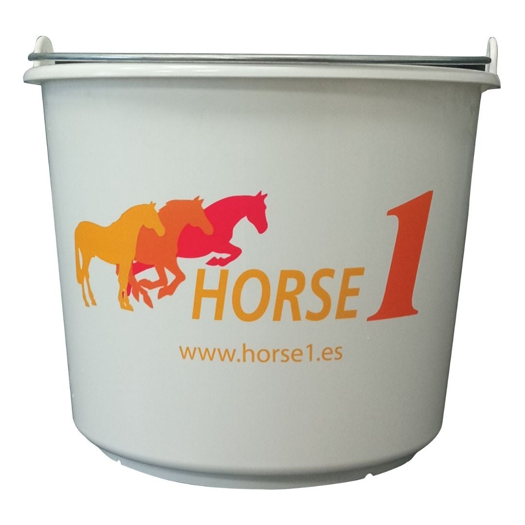 <h6 style="text-align:left;"><span style="font-size:10pt;font-family:'Arial Unicode MS', sans-serif;background:#FFFFFF;">15 liters super useful bucket for feed and stable work with the Horse1 logo on</span></h6>